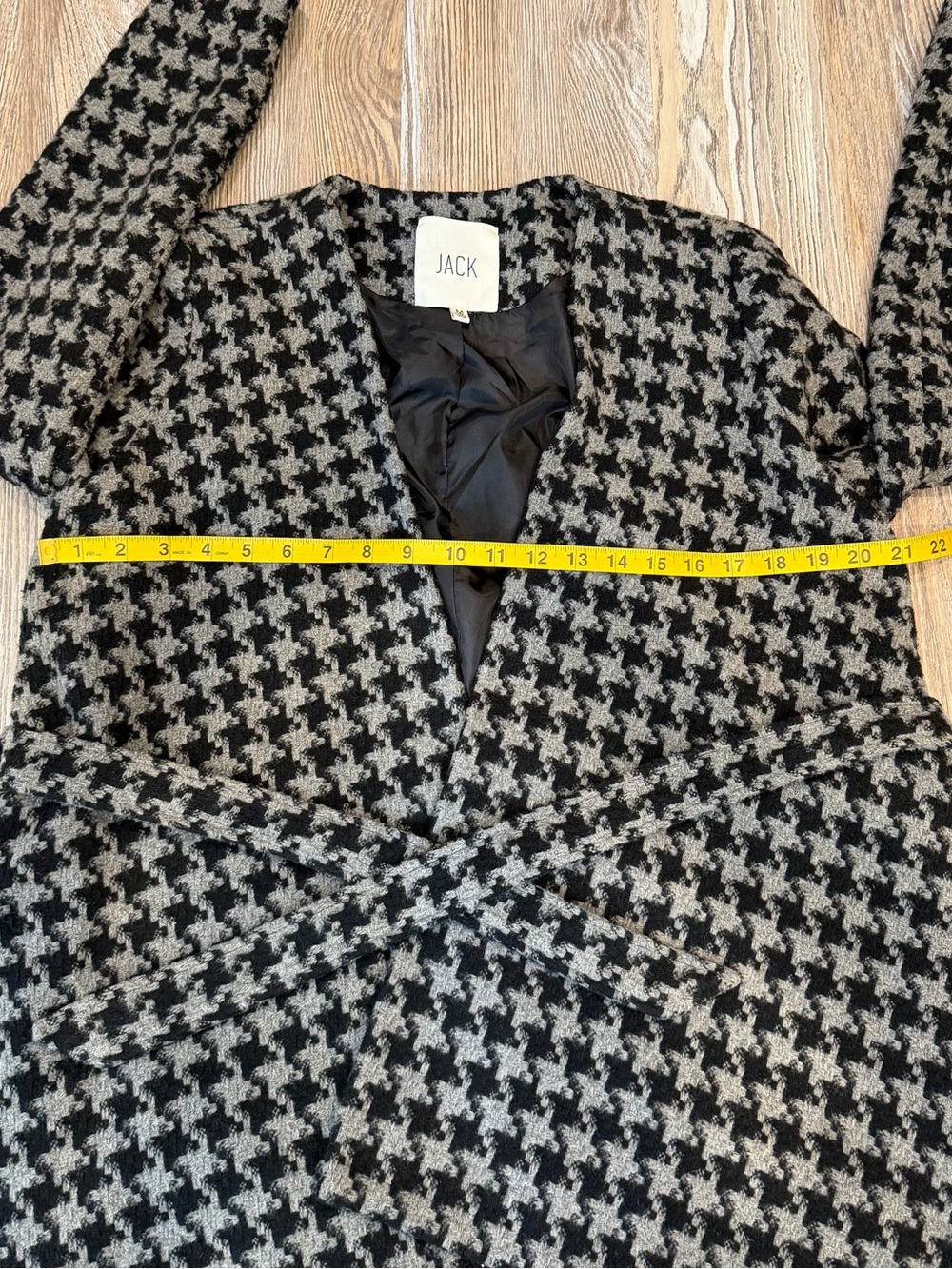 Jack by BB Dakota Gray & Black Houndstooth Asymmetrical Belted Jacket Medium - Picture 8 of 14